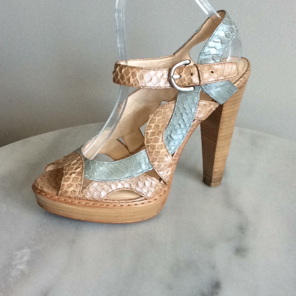 COACH TAMARA PLATFORM SANDALS SNAKE PRINT SZ 8B